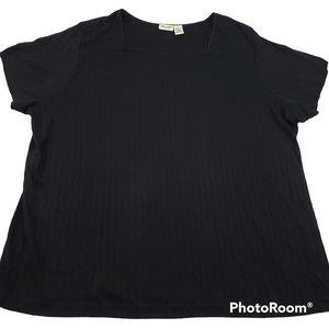 Cherokee Women's two Shirts Blouse size 2X one black one white Short Sleeves